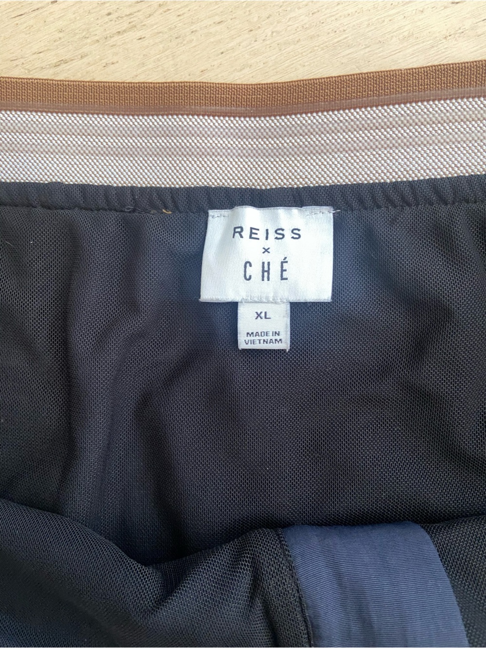 Reiss | Ché Baller Elasticated Waist Contrast Swim Shorts in Navy/Tobacco XL - Picture 5 of 11